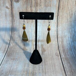 Vintage Women’s 2” Earrings Item #PHK178